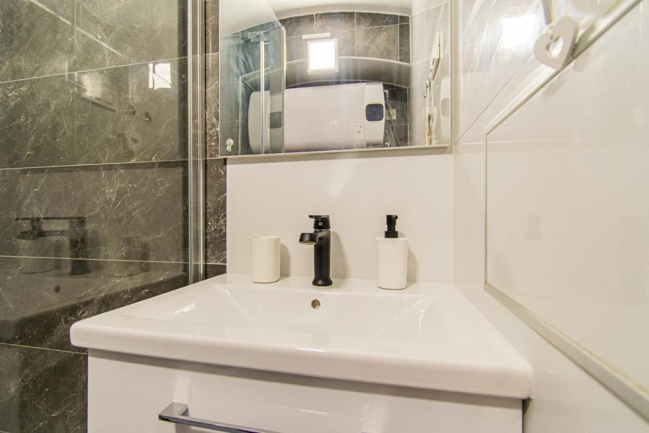 Appartamento Flexible Selfcheckins 44 - Zagreb - New - Center Esterno foto